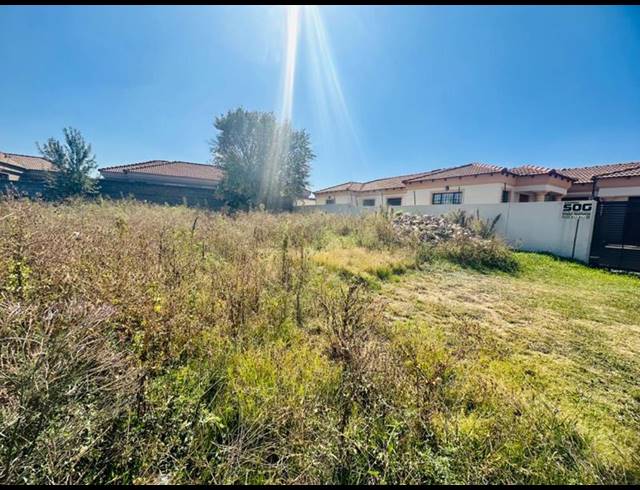 LAND FOR SALE IN MIMOSA PARK